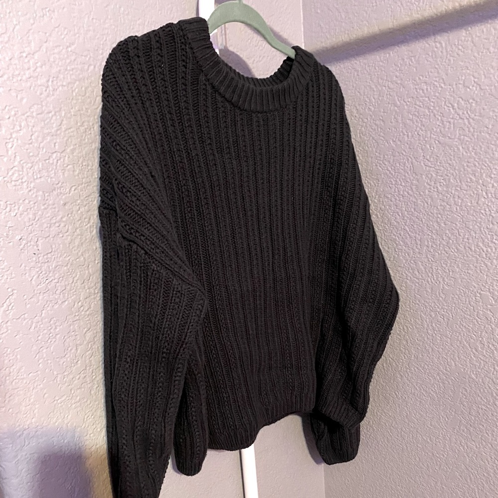 Womens Crewneck Pullover Sweater- Universal Threads Black (size xxl)